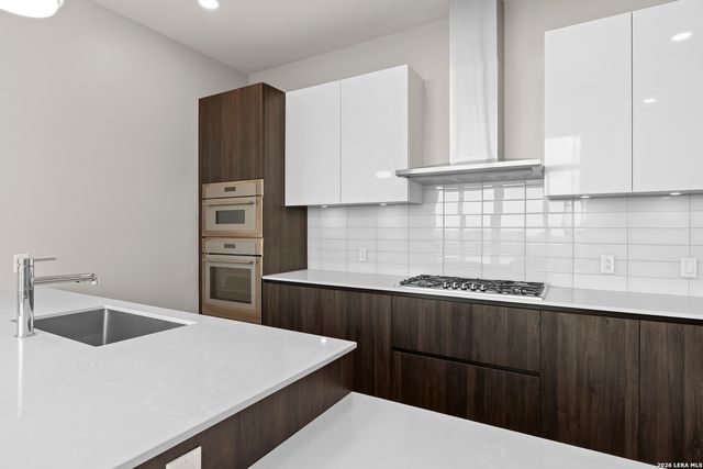 123 Lexington Ave Apt 1308, San Antonio, TX 78205
