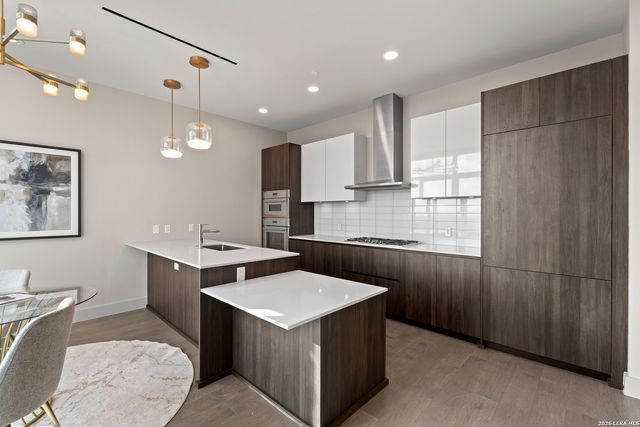 123 Lexington Ave Apt 1308, San Antonio, TX 78205