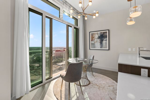 123 Lexington Ave Apt 1308, San Antonio, TX 78205