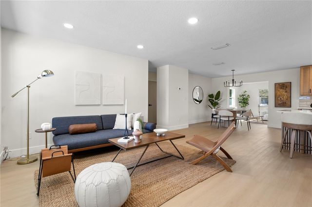 1628 LARKIN AVENUE, Orlando, FL 32812