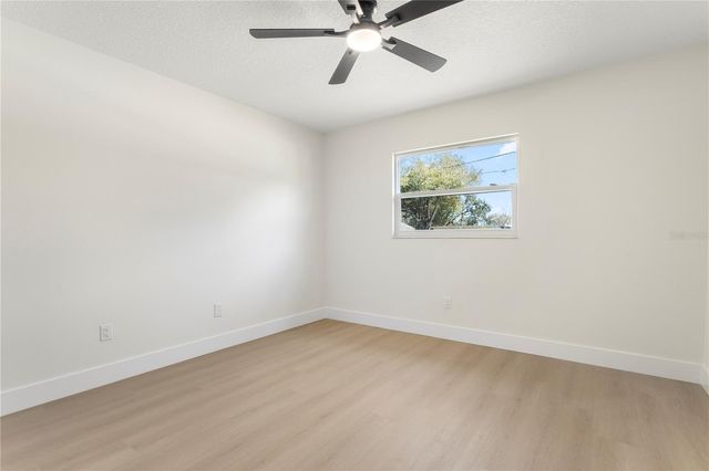 1628 LARKIN AVENUE, Orlando, FL 32812