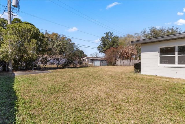 1628 LARKIN AVENUE, Orlando, FL 32812