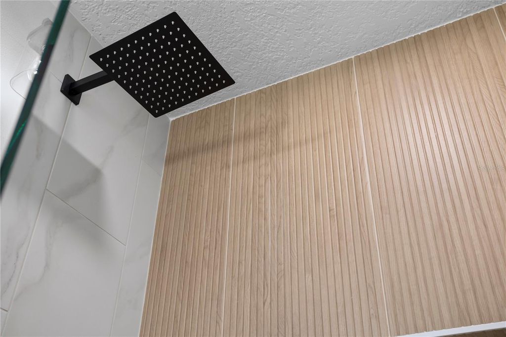 Image 23 of property listing at 1628 LARKIN AVENUE, Orlando, FL 32812