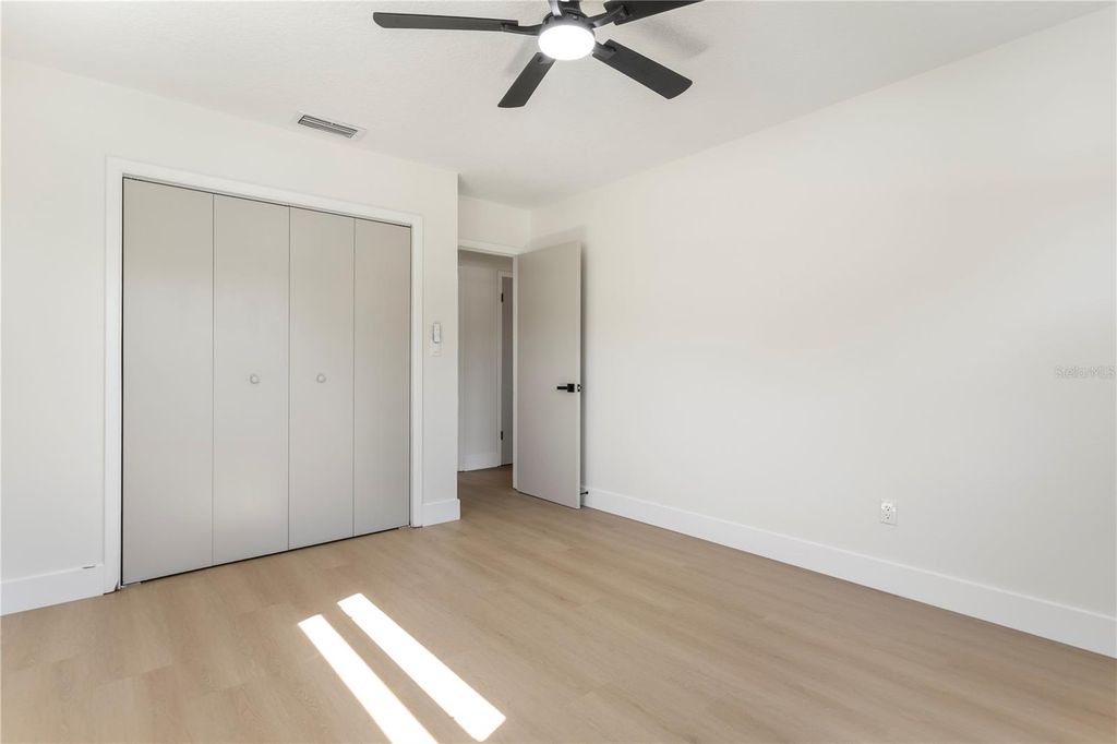 Image 32 of property listing at 1628 LARKIN AVENUE, Orlando, FL 32812