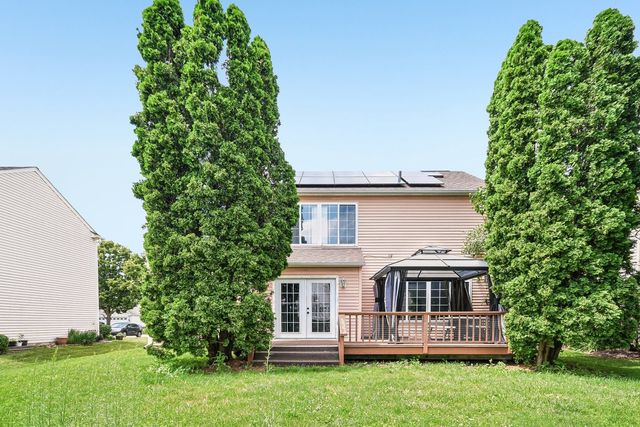 561 Ivory Lane, Bartlett, IL 60103