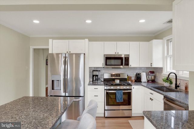 841 N PITT ST, Carlisle, PA 17013