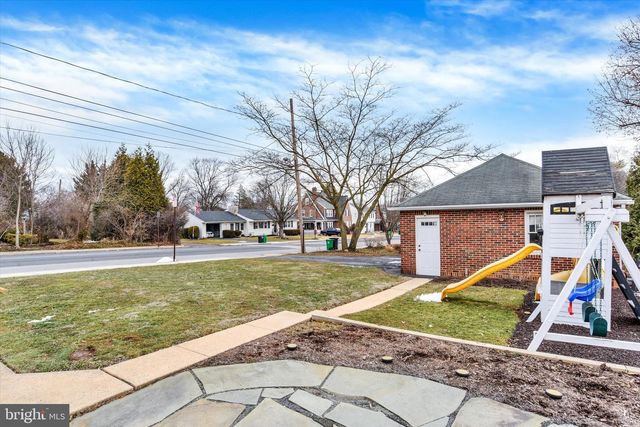 841 N PITT ST, Carlisle, PA 17013