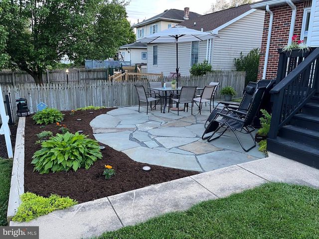 841 N PITT ST, Carlisle, PA 17013