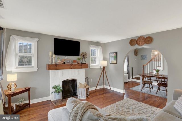 841 N PITT ST, Carlisle, PA 17013