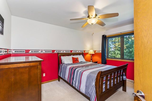 1828 Buckingham Road, Stoughton, WI 53589