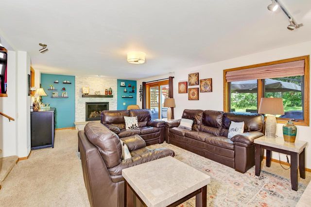 1828 Buckingham Road, Stoughton, WI 53589