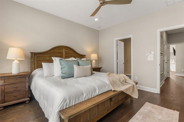 2058 PACKING DISTRICT WAY, Orlando, FL 32804
