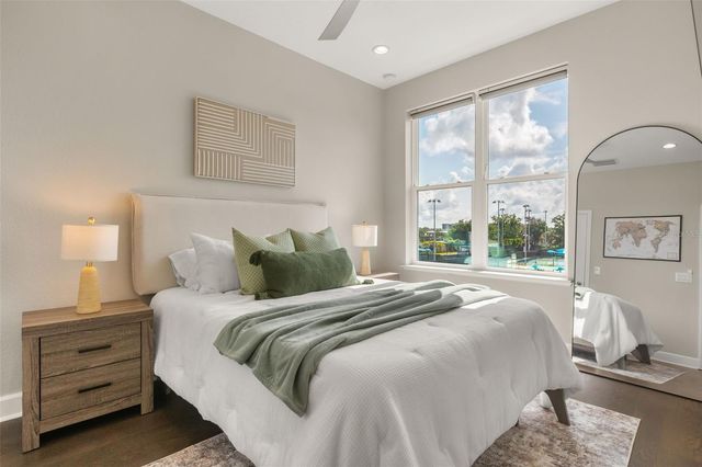 2058 PACKING DISTRICT WAY, Orlando, FL 32804