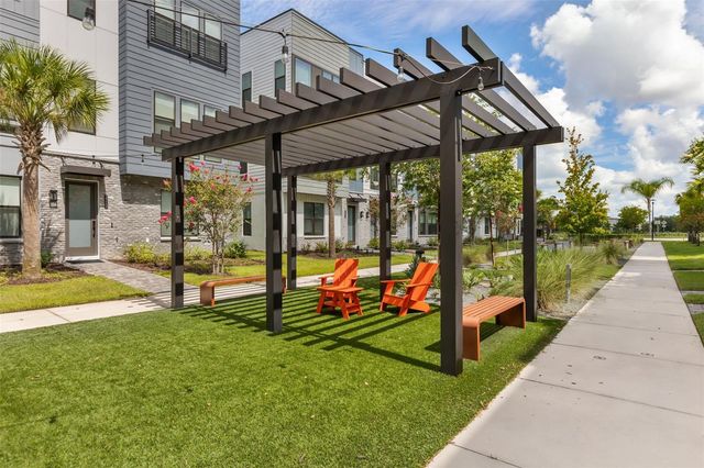 2058 PACKING DISTRICT WAY, Orlando, FL 32804