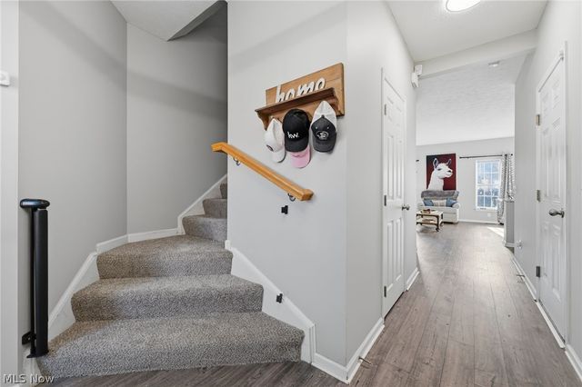 108 Clay Court, Berea, OH 44017