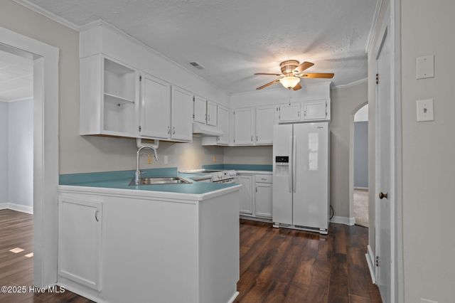 385 Hwy 70 Bettie, Beaufort, NC 28516