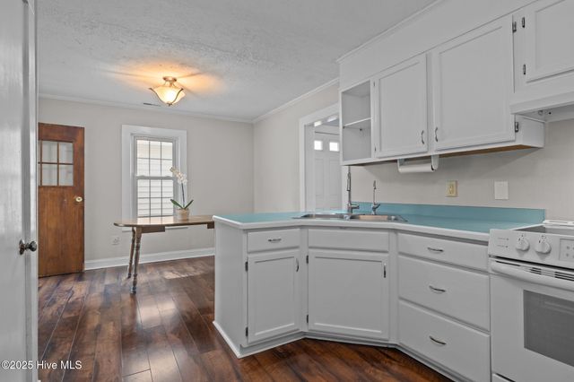 385 Hwy 70 Bettie, Beaufort, NC 28516