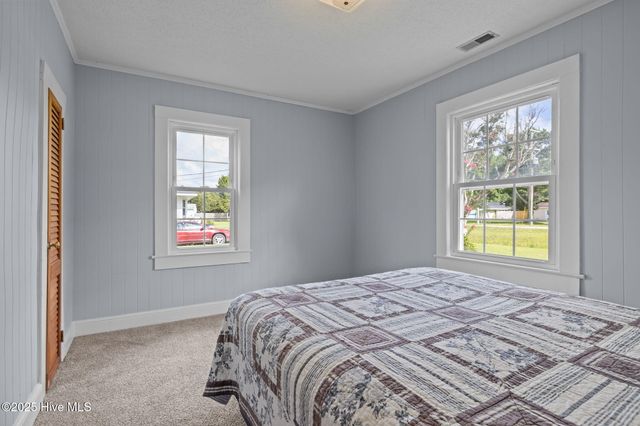 385 Hwy 70 Bettie, Beaufort, NC 28516