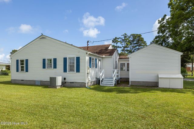 385 Hwy 70 Bettie, Beaufort, NC 28516