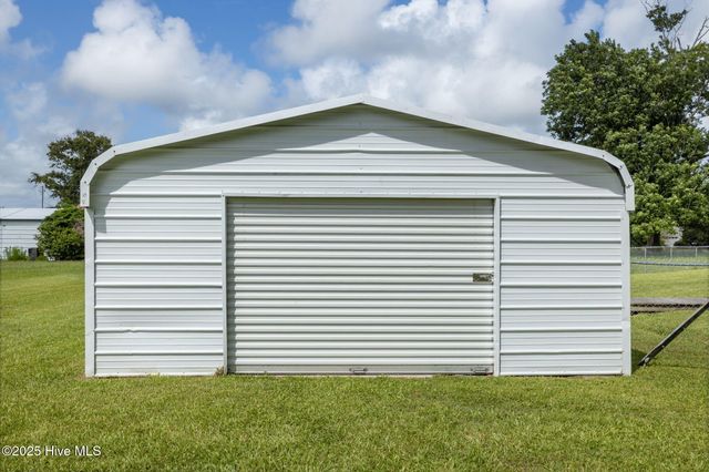 385 Hwy 70 Bettie, Beaufort, NC 28516