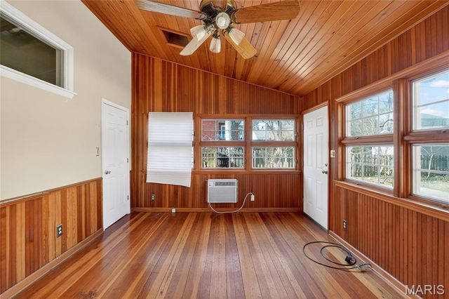 461 Catalina Avenue, Webster Groves, MO 63119