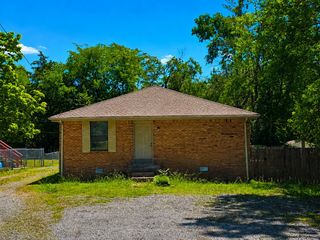 924 Idlewild Dr, Madison, TN 37115
