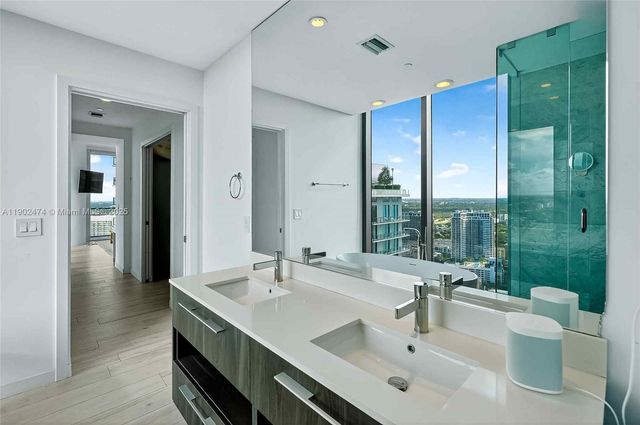 480 NE 31st St 4407, Miami, FL 33137