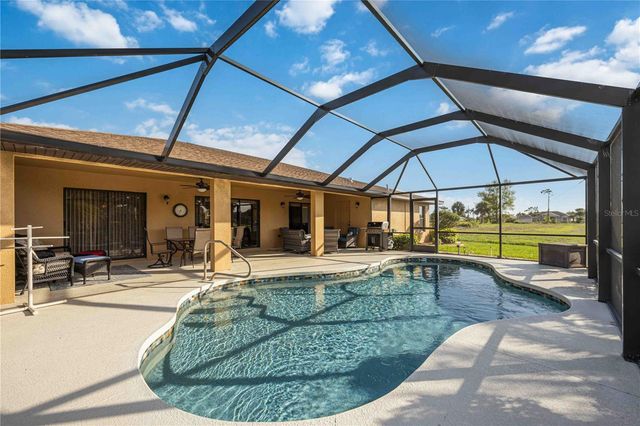 11 MEDALIST CIRCLE, Rotonda West, FL 33947