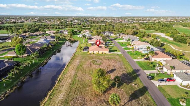 11 MEDALIST CIRCLE, Rotonda West, FL 33947