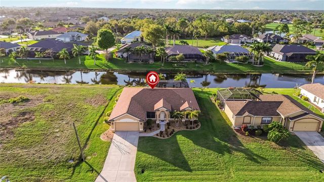 11 MEDALIST CIRCLE, Rotonda West, FL 33947