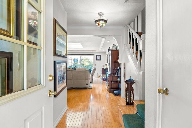 8847 Davona Dr, Dublin, CA 94568