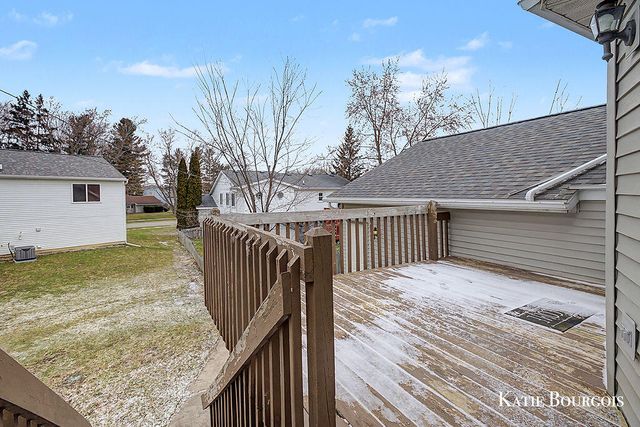 519 Macomb Avenue Nw, City Of Walker, MI 49534