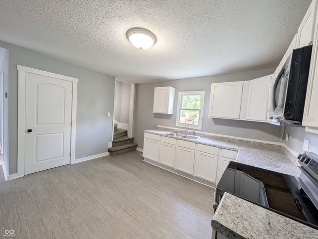496 E Columbus Street, Martinsville, IN 46151