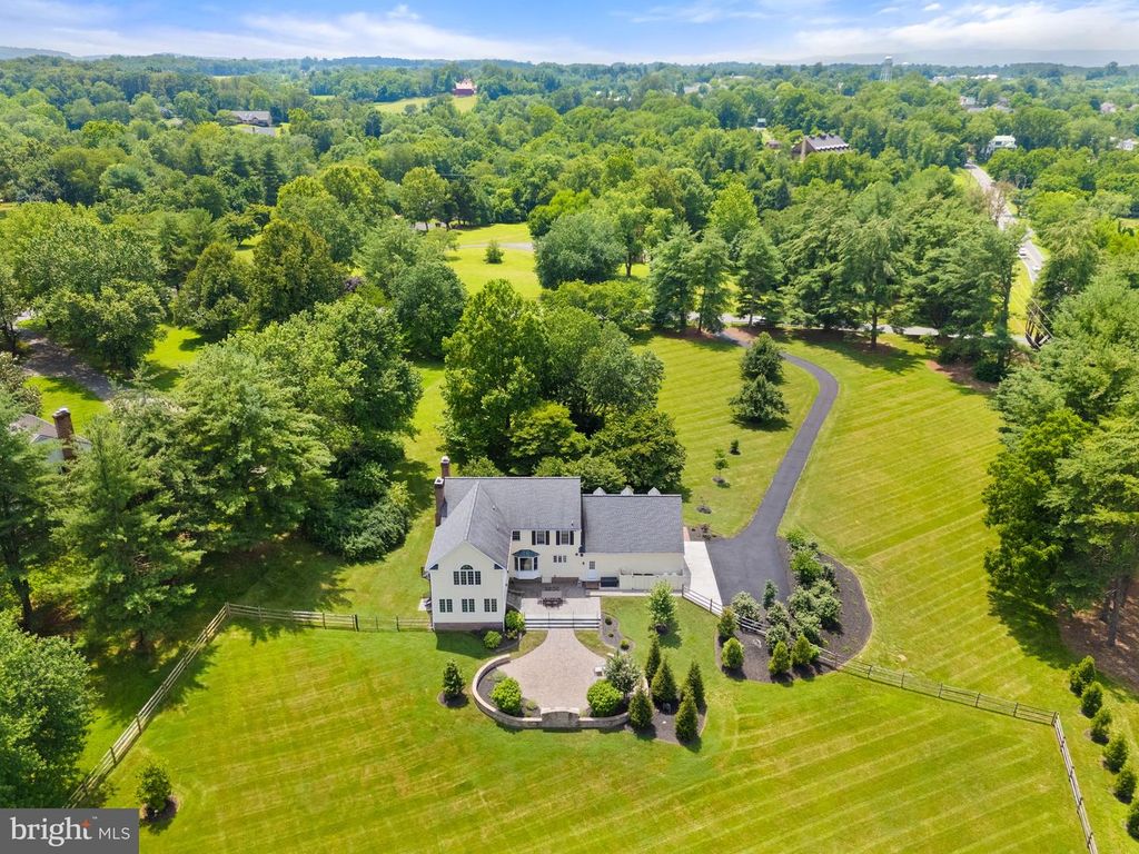 23400 MELMORE PL, Middleburg, VA 20117