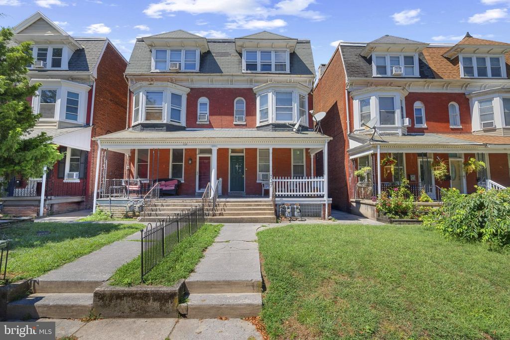 727 LINDEN AVE, York, PA 17404
