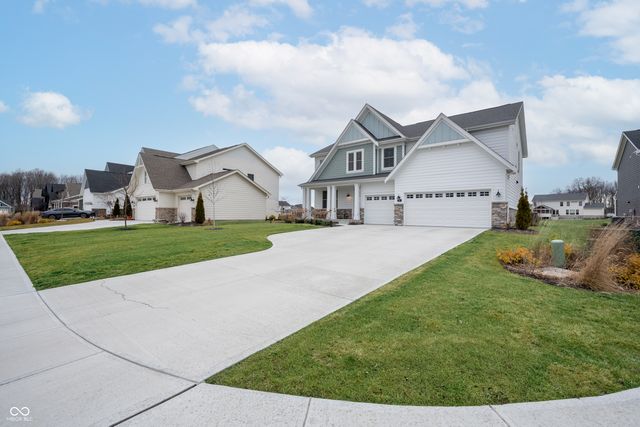 196 Oakhurst Way, Westfield, IN 46074