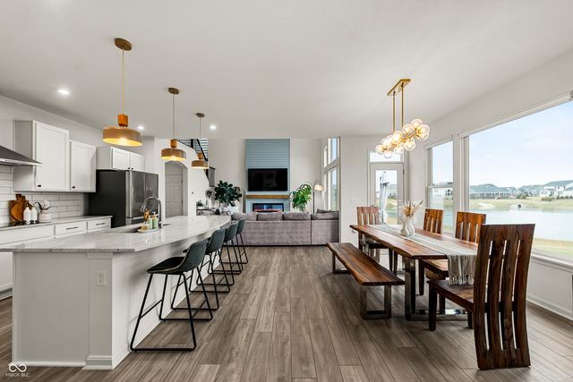 196 Oakhurst Way, Westfield, IN 46074