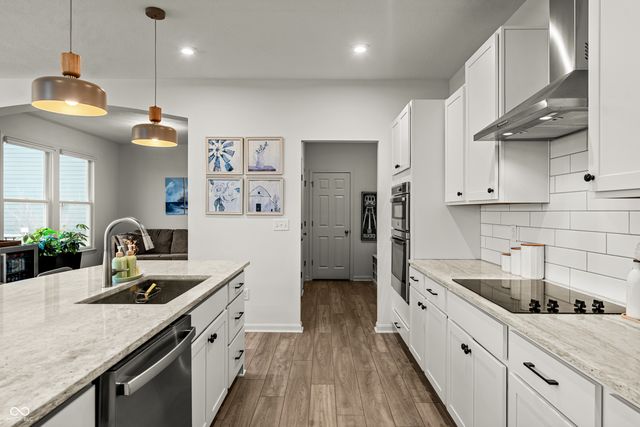 196 Oakhurst Way, Westfield, IN 46074