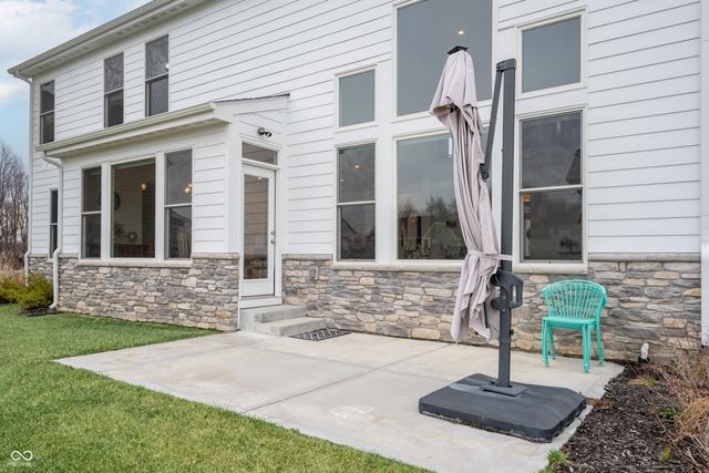 196 Oakhurst Way, Westfield, IN 46074