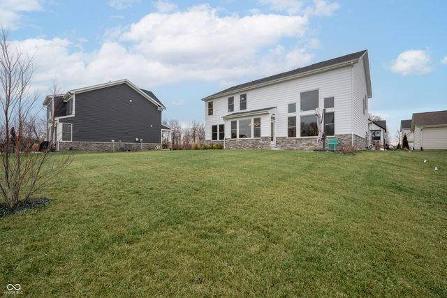 196 Oakhurst Way, Westfield, IN 46074