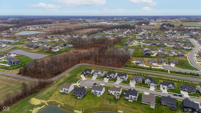 196 Oakhurst Way, Westfield, IN 46074