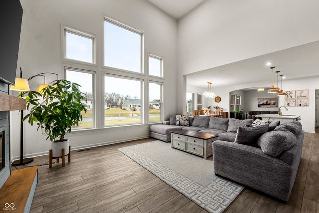 196 Oakhurst Way, Westfield, IN 46074