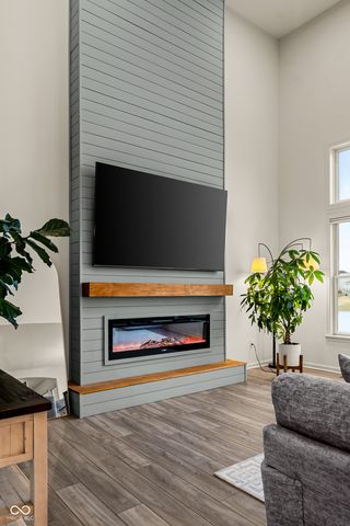 196 Oakhurst Way, Westfield, IN 46074