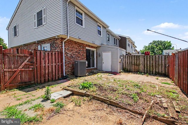 1800 FORT PULASKI CT, Dumfries, VA 22026