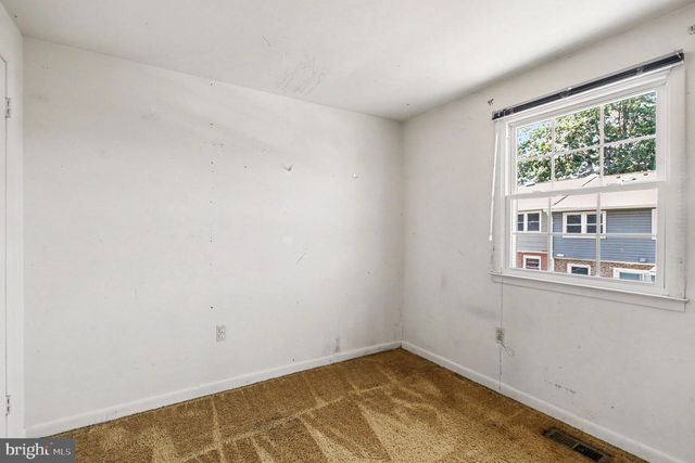 1800 FORT PULASKI CT, Dumfries, VA 22026