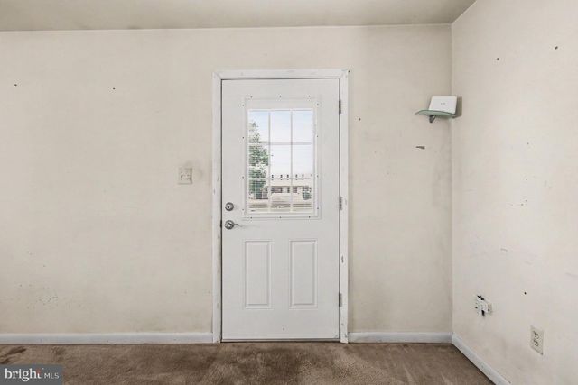 1800 FORT PULASKI CT, Dumfries, VA 22026