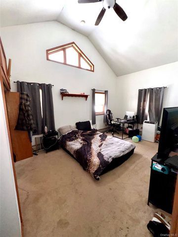 26 Peenpack Trail, Huguenot, NY 12746