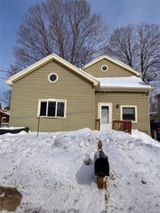 26 Peenpack Trail, Huguenot, NY 12746