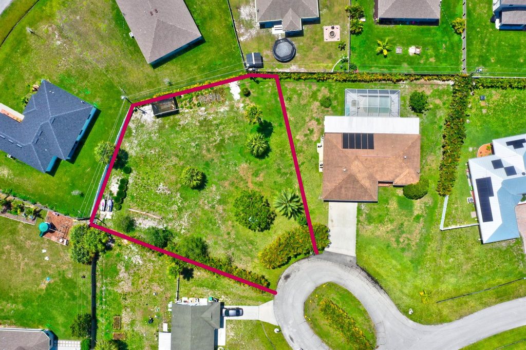 450 SW Ryder Road, Port St Lucie, FL 34953