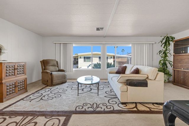 8301 Mission Gorge Rd 169, Santee, CA 92071